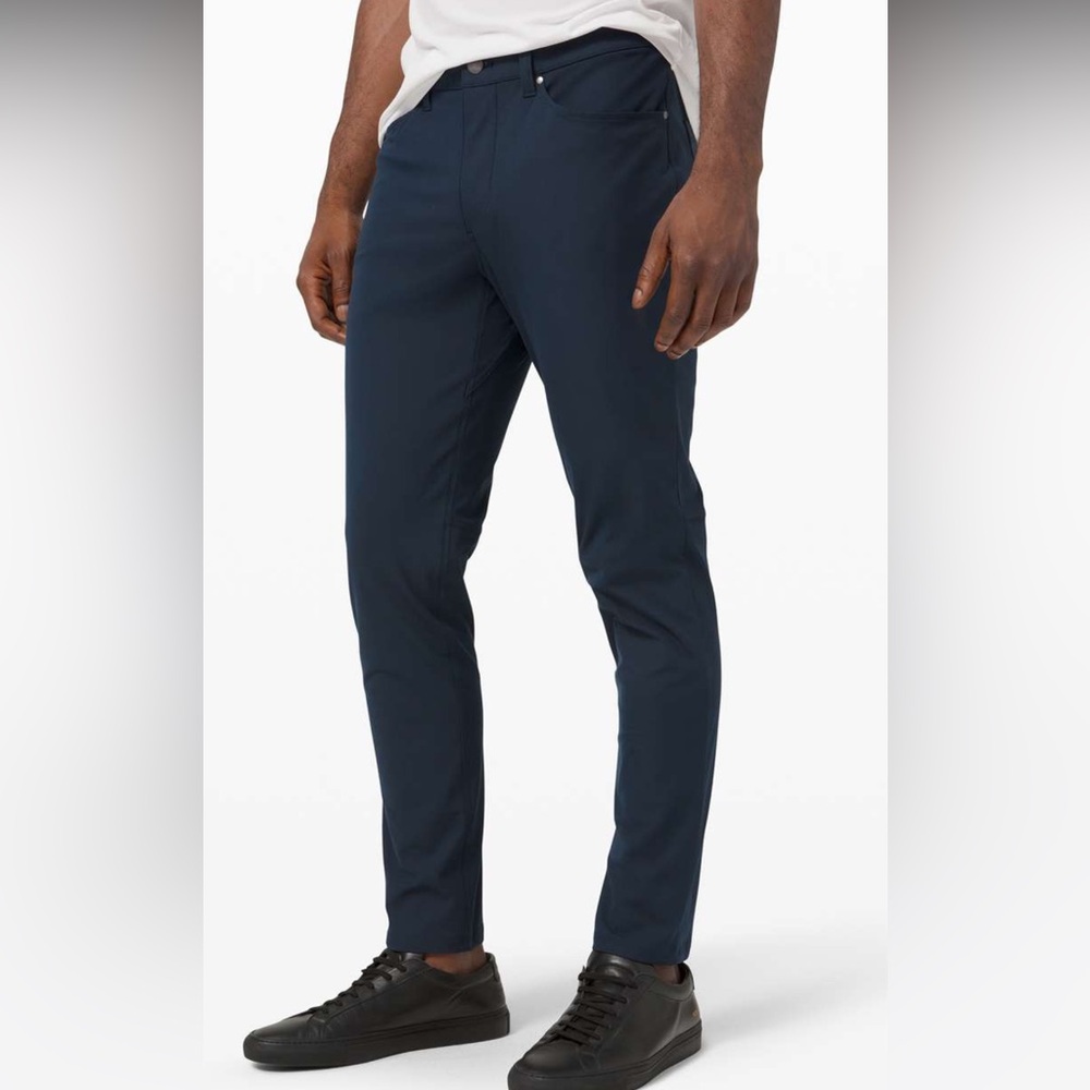 Lululemon men’s ABC pant slim, true navy color, waist 31